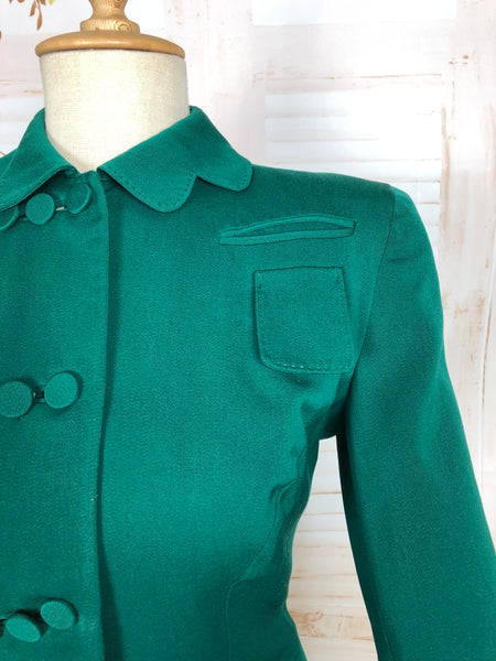 1940s Green Gabardine Suit with Scalloped Collar & Triple Button Details – Unlabelled Lilli Ann