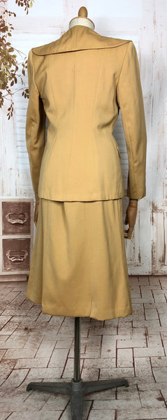 Incredible Mustard Yellow Original 1940s Vintage Double Breasted Skirt Suit