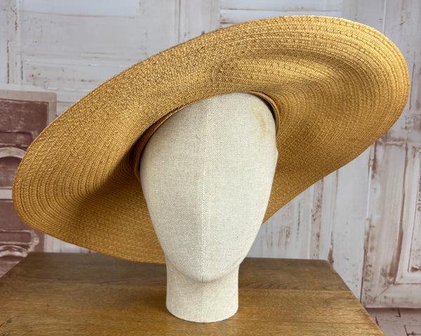 Huge Late 1930s / Early 1940s Straw Sun Hat