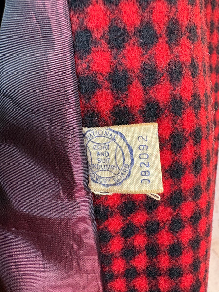 1940s Red & Black Checked Wool Swing Coat – Padded Shoulders, Oversized Collar