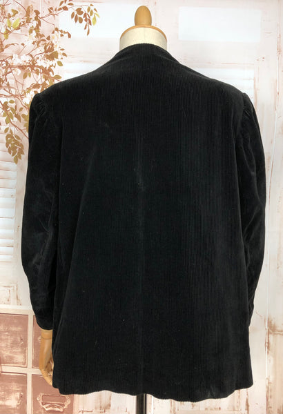 Fabulous Original 1940s Vintage Black Corduroy Swing Coat