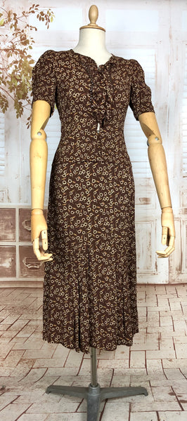 Super Rare 1930s Vintage Abstract Printed Brown Rayon Skirt Suit