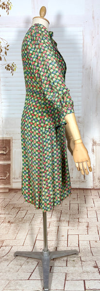 Spectacular Green Print 1930s Volup Dress with Bishop Sleeves
