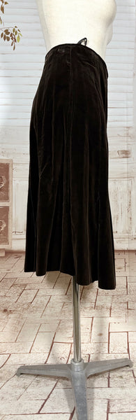 Unusual Chocolate Brown Velvet Late 1930s / Early 1940s Ski Sport Suit With Zip Front