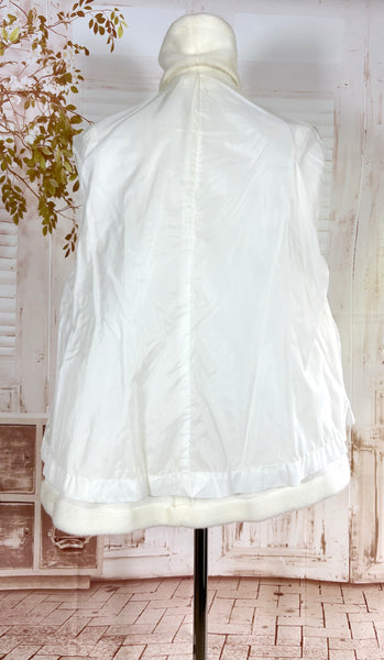 Easy To Wear Late 1940s Snow White Swing Jacket
