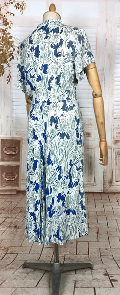 Wonderfully Vibrant Original 1940s Vintage Abstract Novelty Print Blue And White Rayon Dress