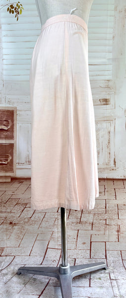Exquisite Pale Pink Late 1930s / Early 1940s Summer Suit With Soutache Details