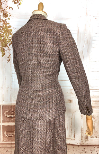 Beautiful 1940s Tweed Suit With V Pockets