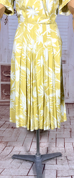 Stunning Chartreuse Abstract Floral Print 1940s Dress