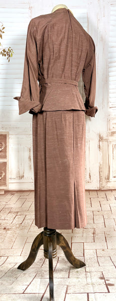 Lightweight 1940s Chocolate Brown Skirt Suit With Contrast Collar