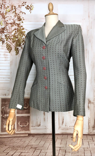 Beautiful Original 1940s Vintage Grey Blazer With Blush Pink Self Spot Pattern