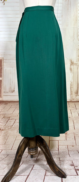 1940s Emerald Green Skirt Suit with Button-Through Belt Detail