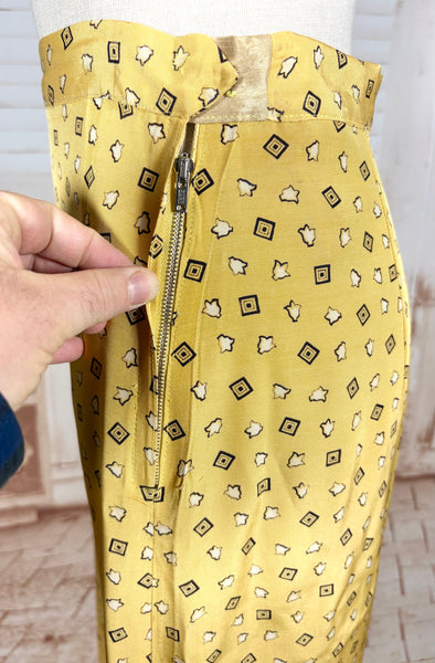 Beautiful Yellow Rayon Faille 1940s Summer Suit