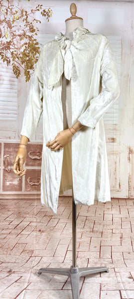 Exquisite Late 1920s / Early 1930s Off White Silk Velvet Opera Coat