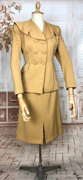 Incredible Mustard Yellow Original 1940s Vintage Double Breasted Skirt Suit