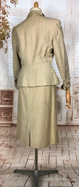 Beautiful Classic 1940s Vintage Cream Tan Summer Suit By Crestview California