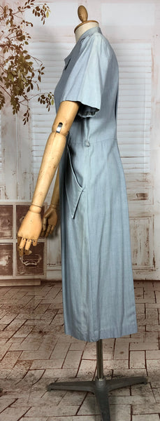 Original 1940s Volup Pinstriped Shirtwaister Dress With Sharp Dagger Collar