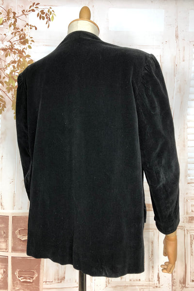 Fabulous Original 1940s Vintage Black Corduroy Swing Coat