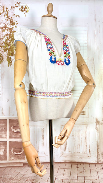Rare 1930s Hungarian Embroidered Peasant Blouse – Hand Stitched Floral Cotton Top