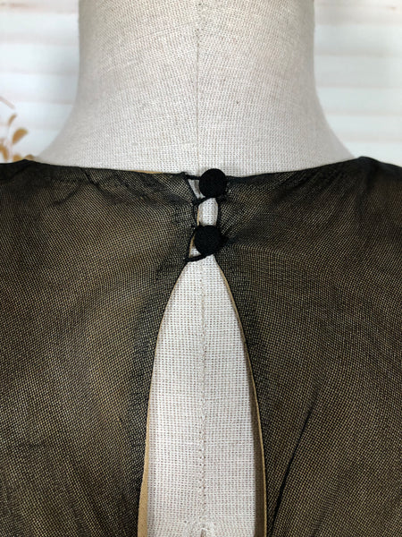 Exceptional Late 1930s / Early 1940s Caped Evening Dress