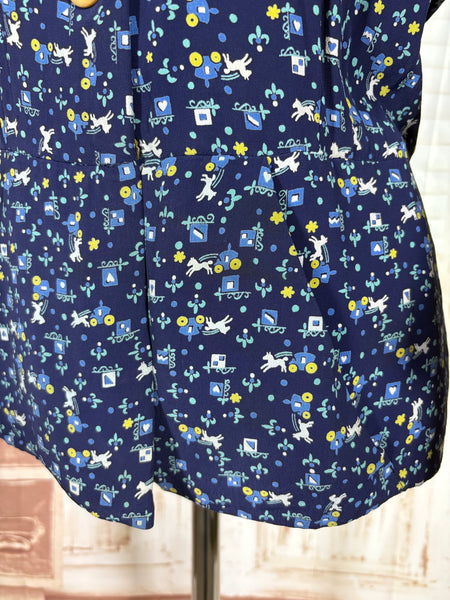 Fabulous Blue Novelty Horse And Carriage Print Volup 1940s Blazer