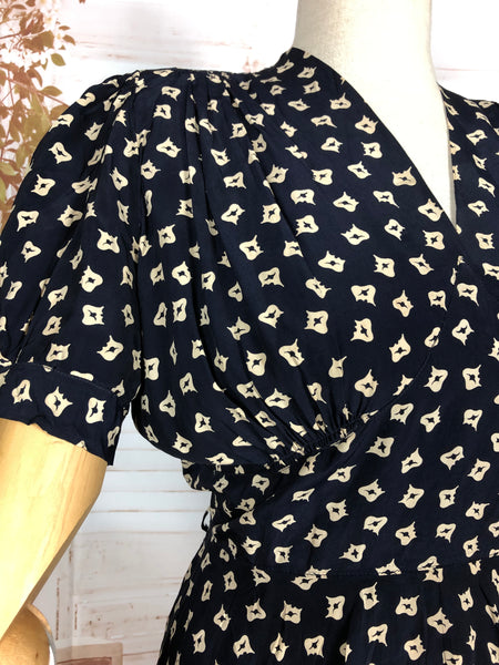 Fabulous 1940s Vintage Rayon Print Summer Suit