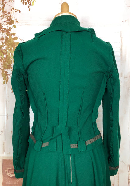 Stunning Original Late 1940s Vintage Forest Green New Look Suit