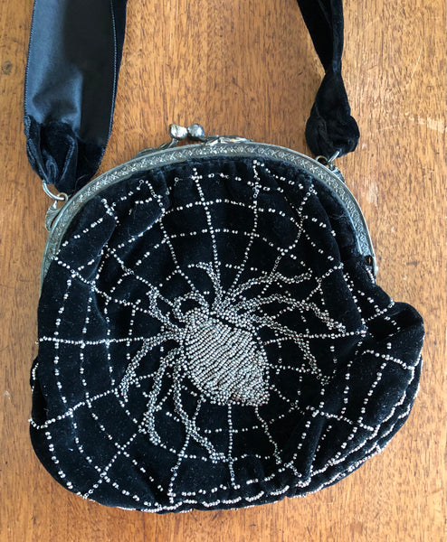 Super Rare Original 1940s Vintage Spider Web Beaded Velvet Purse Bag