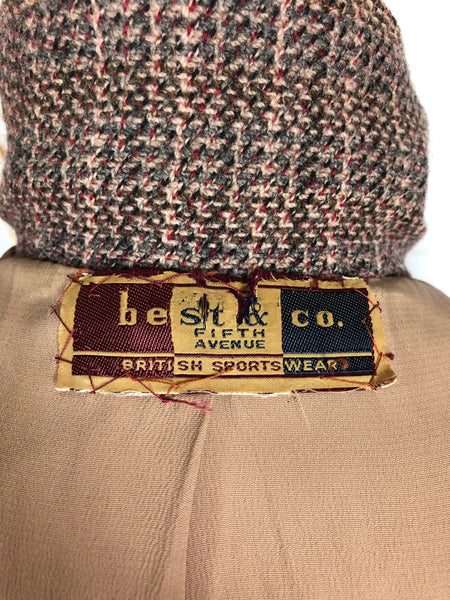 Beautiful 1940s Tweed Suit With V Pockets