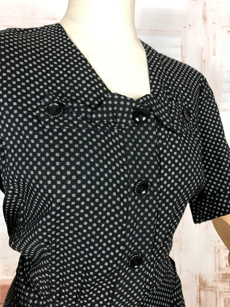 Wonderful Late 1930s / Early 1940s Original Vintage Black And White Floral Print Cotton Dress