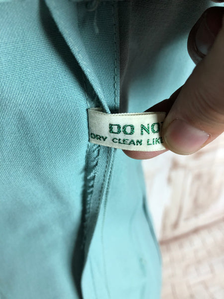 Insane Original 1940s Aqua Turquoise Summer Suit With Beautiful Buttons