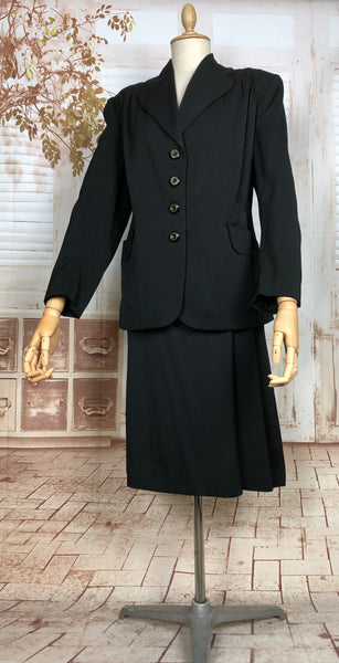 Rare Classic Original 1940s Volup Vintage Black Skirt Suit