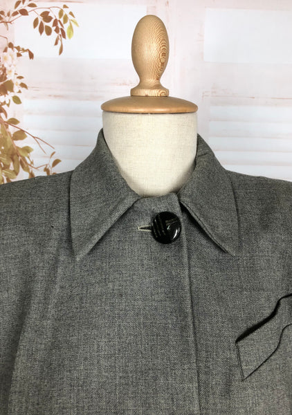 Super Strong Structured 1940s Suit With Statement Buttons