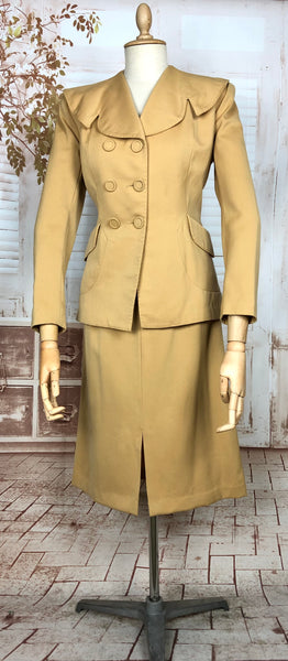 Incredible Mustard Yellow Original 1940s Vintage Double Breasted Skirt Suit