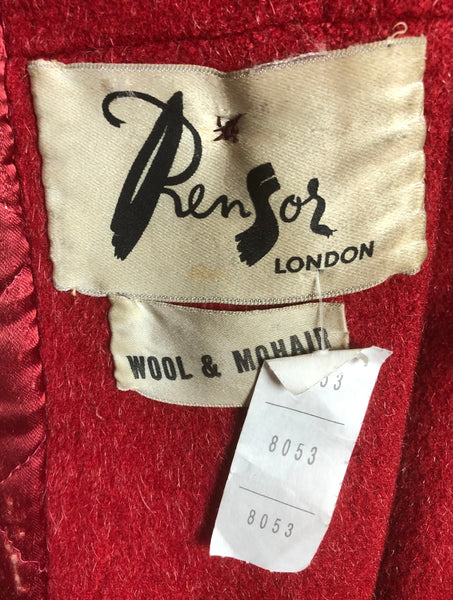 LAYAWAY PAYMENT 1 OF 2 - RESERVED FOR BIRGIT - Incredible Original Late 1940s Volup Vintage Lipstick Red Swing Coat With Huge Collar