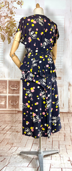 1940s Navy Cold Rayon Novelty Print Dress – Dancing Figures & Abstract Dot Print