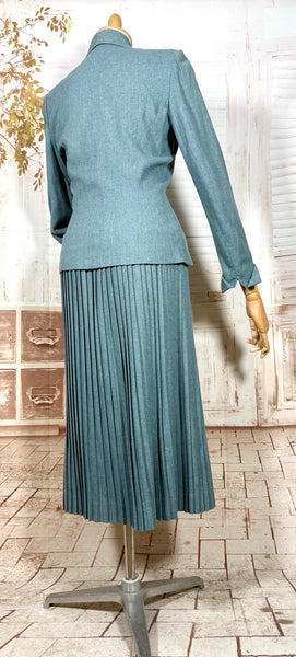 Late 1940s Teal Flecked Wool Skirt Suit with Knife Pleats – Betty Rose
