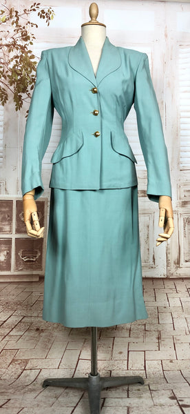 Insane Original 1940s Aqua Turquoise Summer Suit With Beautiful Buttons