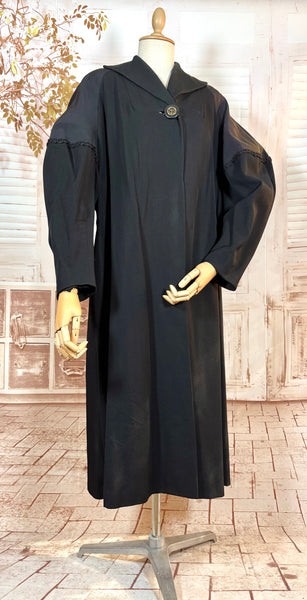 1940s Black Rayon Faille Volup Coat with Bishop Sleeves – Leslie Raymond, London