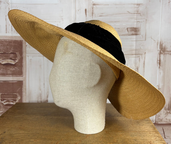 Huge Late 1930s / Early 1940s Straw Sun Hat