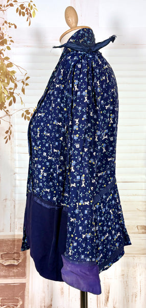 Fabulous Blue Novelty Horse And Carriage Print Volup 1940s Blazer