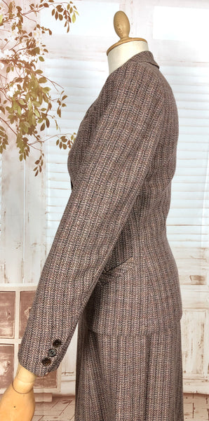 Beautiful 1940s Tweed Suit With V Pockets