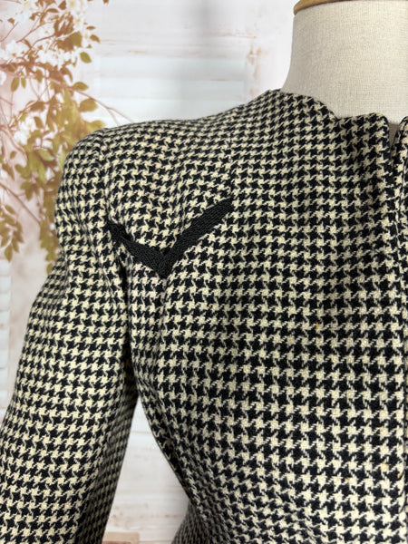 Super Structured 1940s Black And White Houndstooth Suit