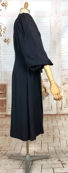 Elegant 1930s Lightweight Crepe Coat With Balloon Sleeves