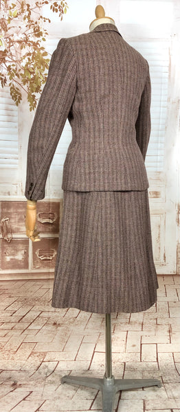 Beautiful 1940s Tweed Suit With V Pockets