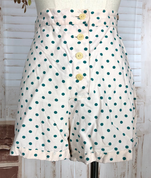Gorgeous Original 1940s Green And White Shorts By Bourne & Hollingsworth