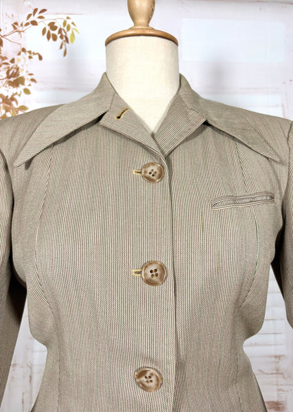 1940s Taupe Pinstripe Wool Skirt Suit – Spearpoint Collar Tailored Jacket
