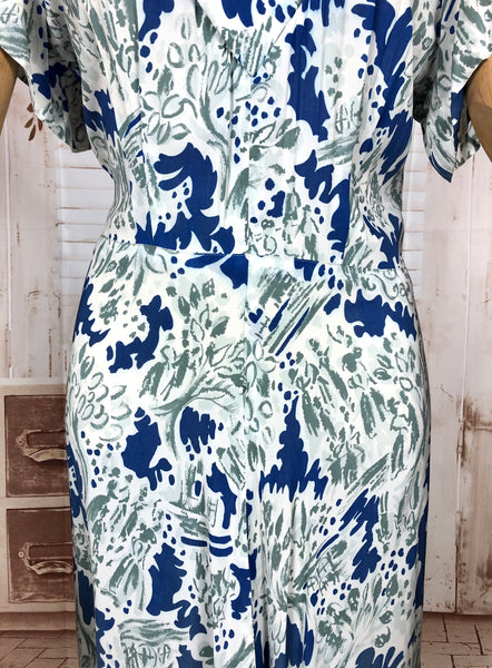 Wonderfully Vibrant Original 1940s Vintage Abstract Novelty Print Blue And White Rayon Dress