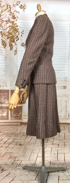 Beautiful 1940s Tweed Suit With V Pockets