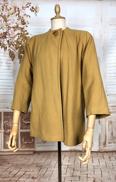 Exquisite Mustard Yellow 1940s Swing Coat